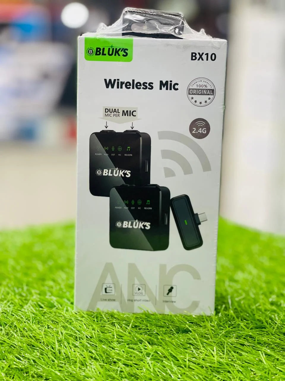 Blucks BX 14 Wireless Bluetooth Microphone